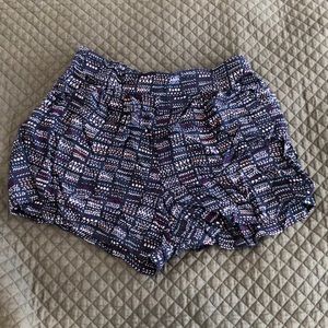Loose fitting patterned shorts
